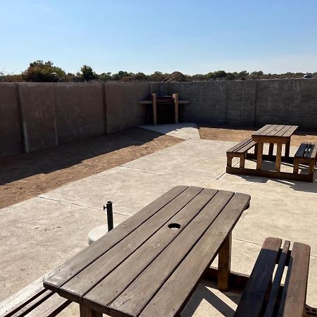 Elephant House, 2 Bedroom House, Next To Pilanesberg And Sun City Mogwase Exteriör bild