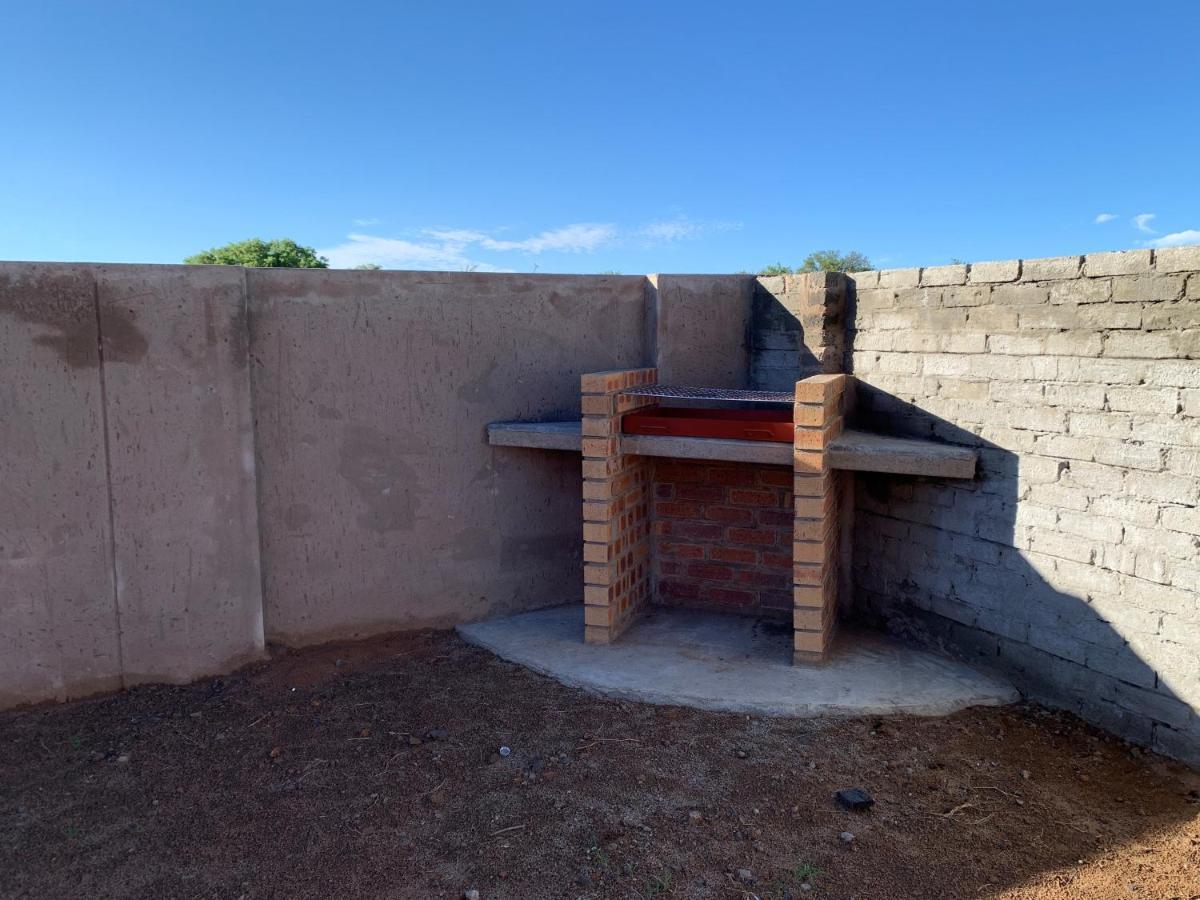 Elephant House, 2 Bedroom House, Next To Pilanesberg And Sun City Mogwase Exteriör bild