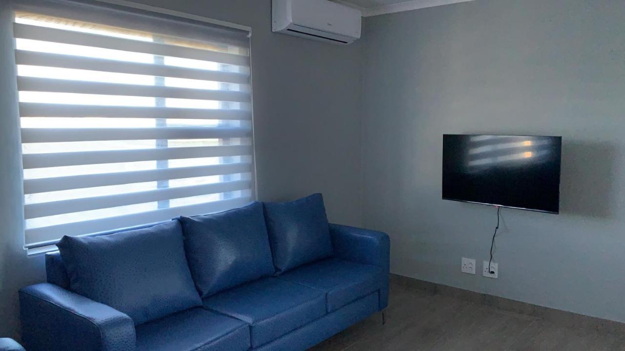 Elephant House, 2 Bedroom House, Next To Pilanesberg And Sun City Mogwase Exteriör bild