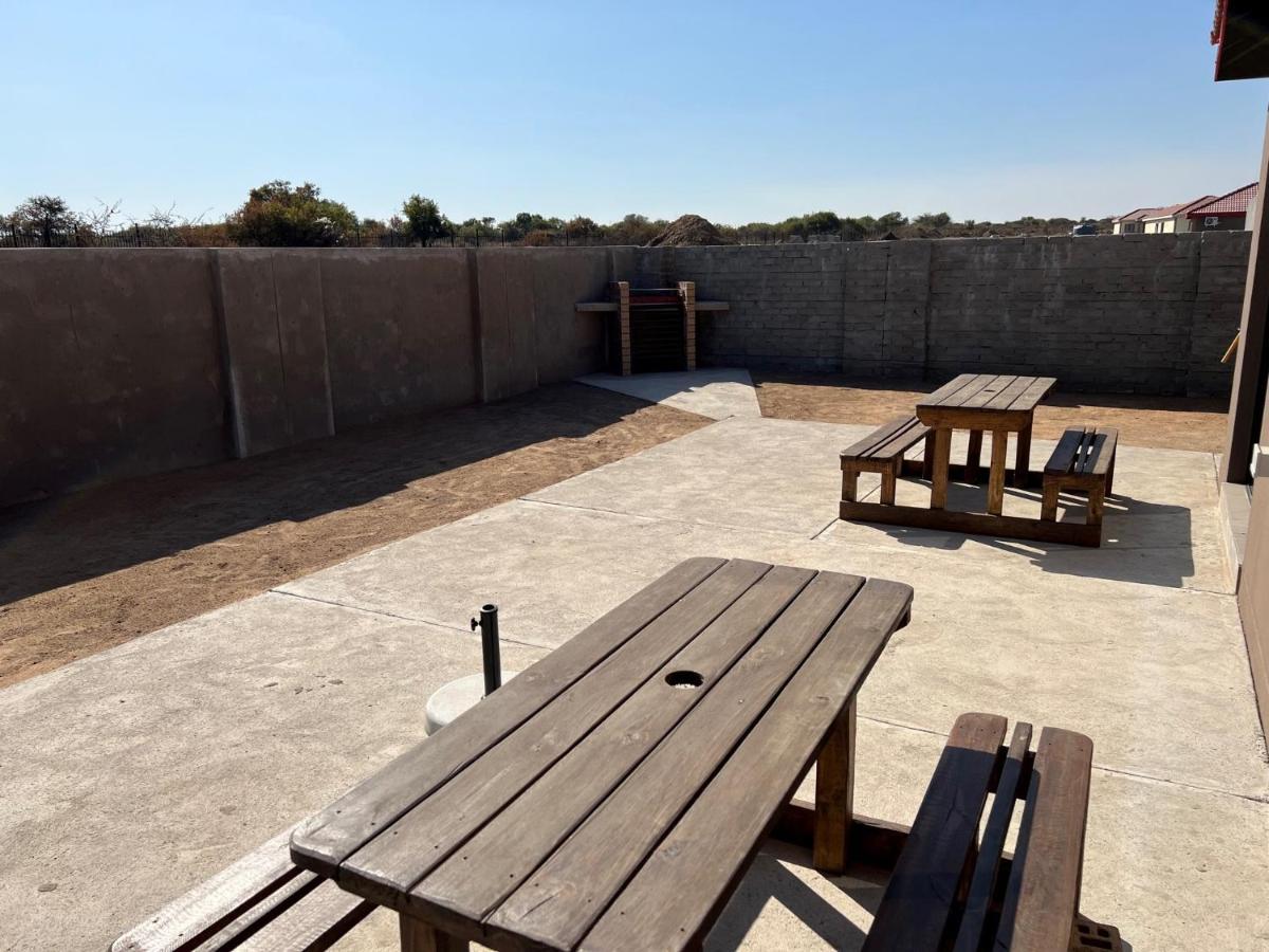 Elephant House, 2 Bedroom House, Next To Pilanesberg And Sun City Mogwase Exteriör bild